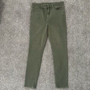 Green American Eagle Super Hi-Rise Jeggings